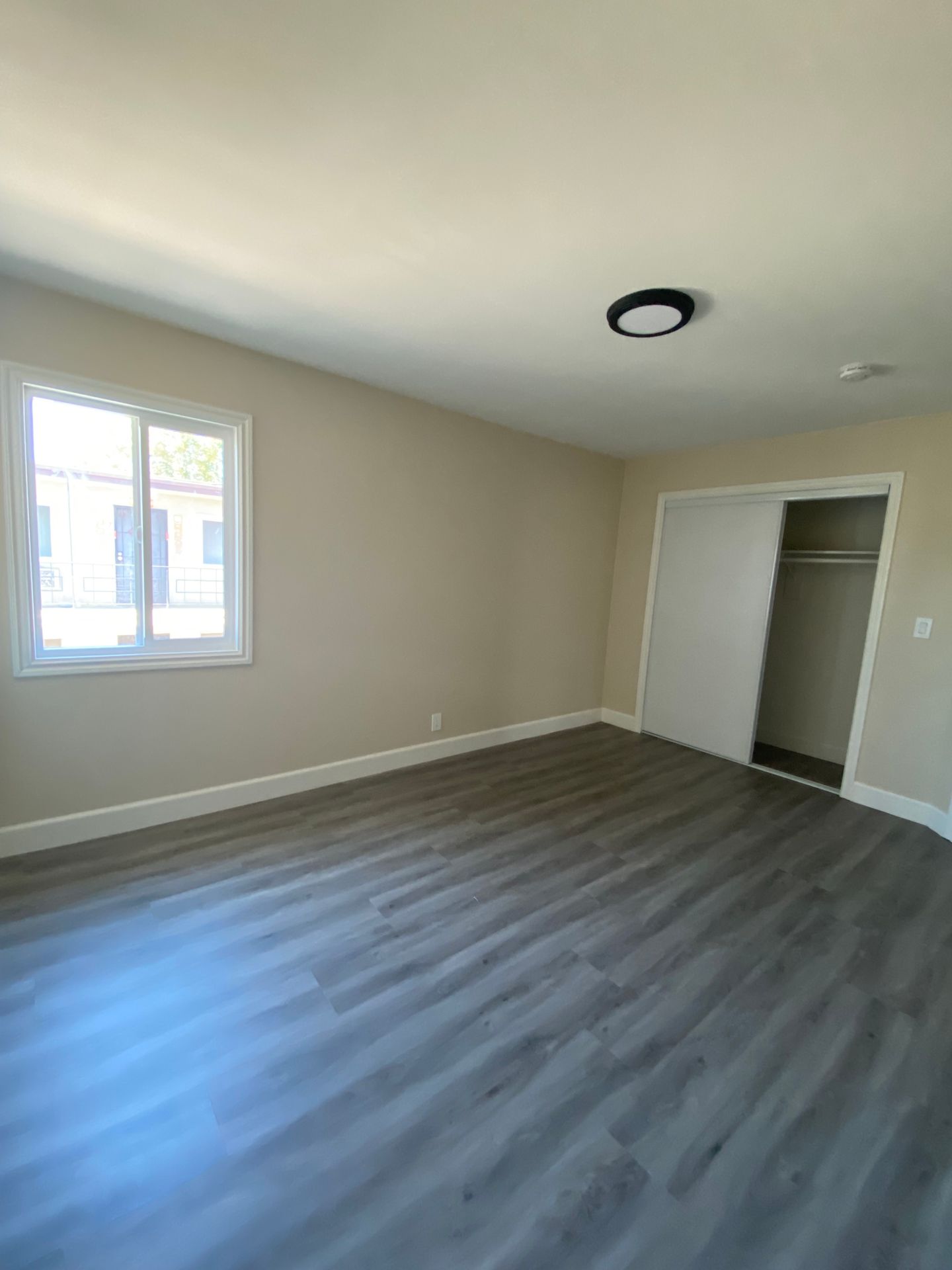 Hellman Apartments 11 of 12