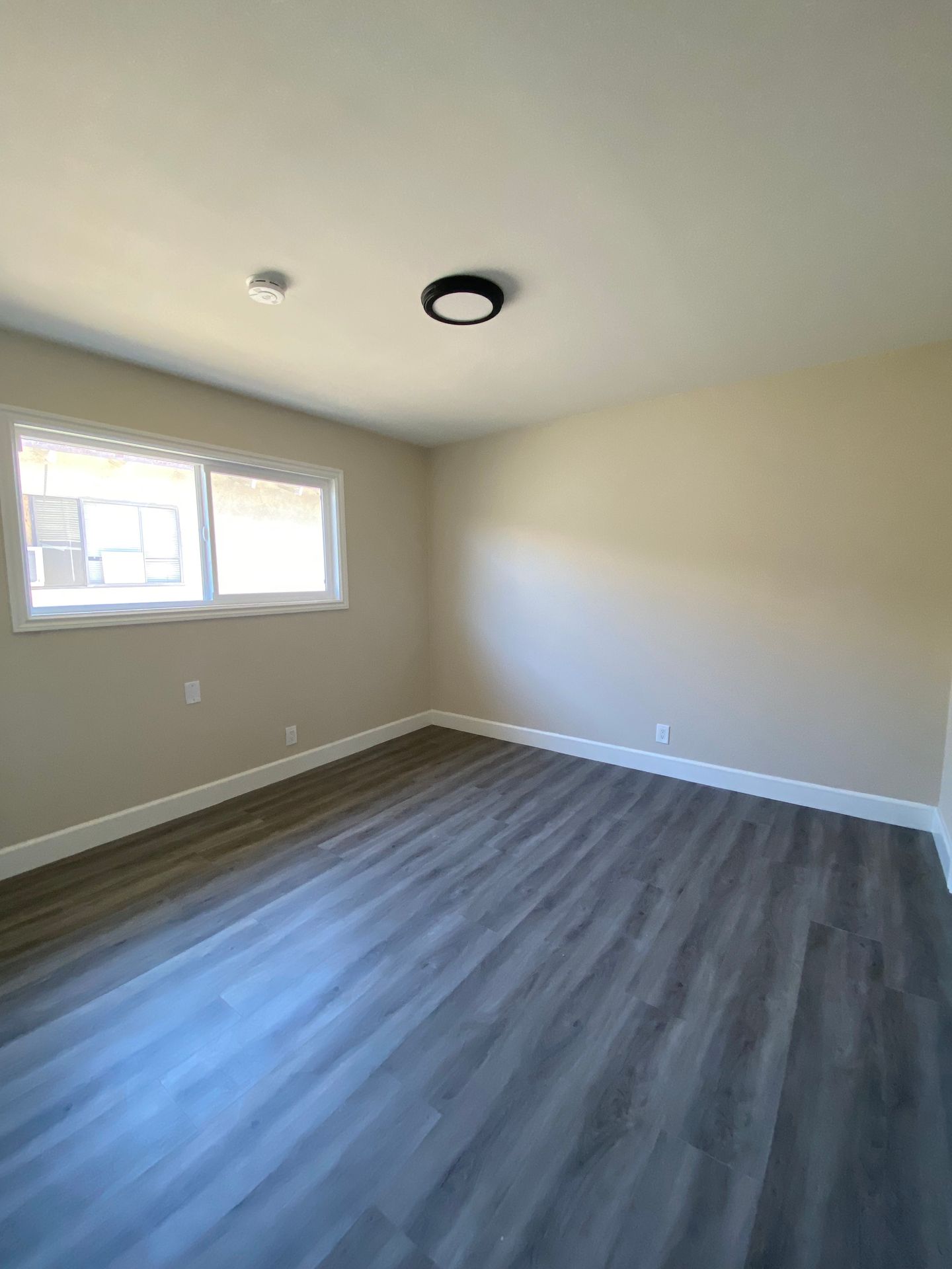 Hellman Apartments 12 of 12
