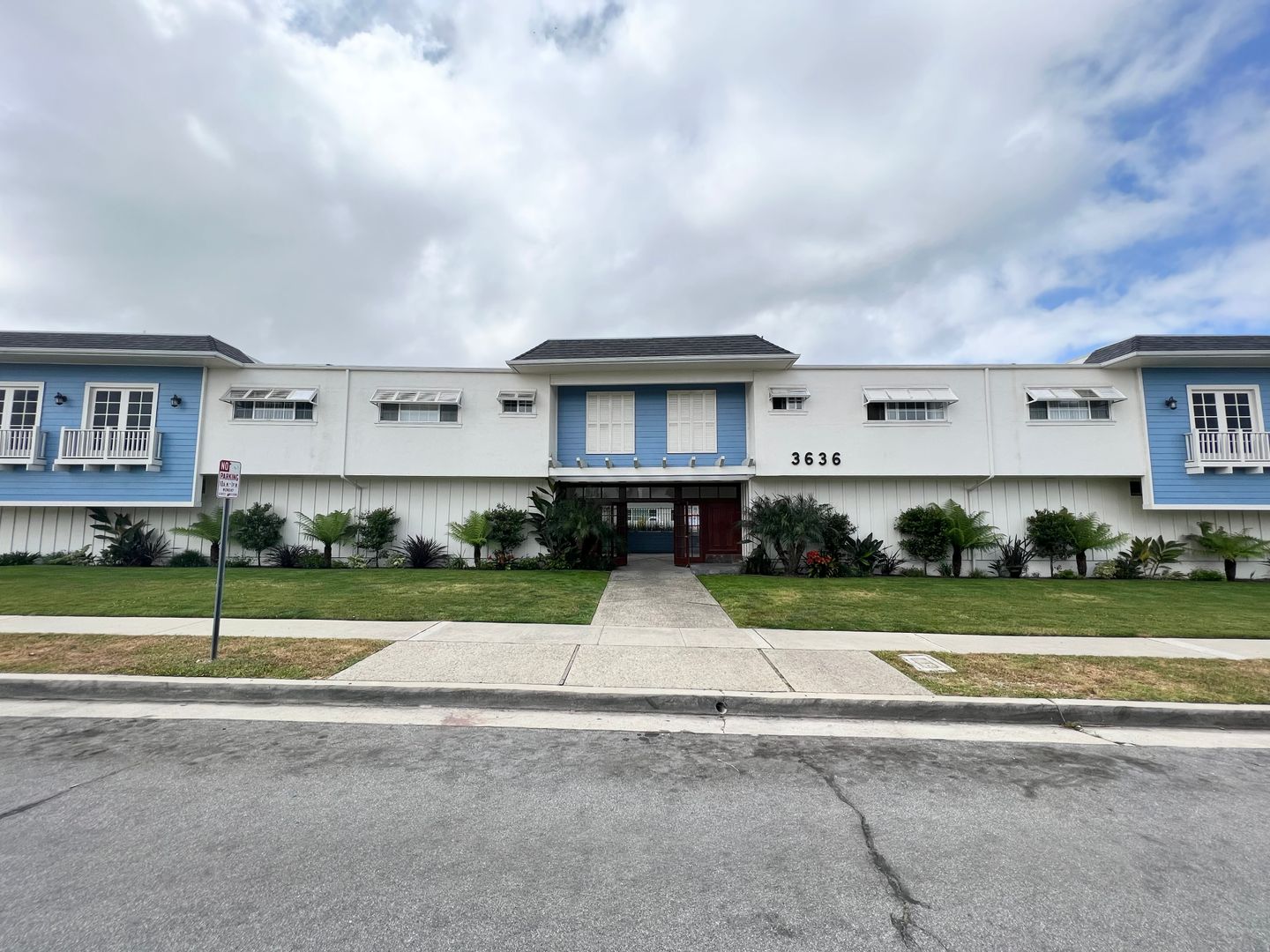 Torrance Apartment: 3636 W. 227th Place