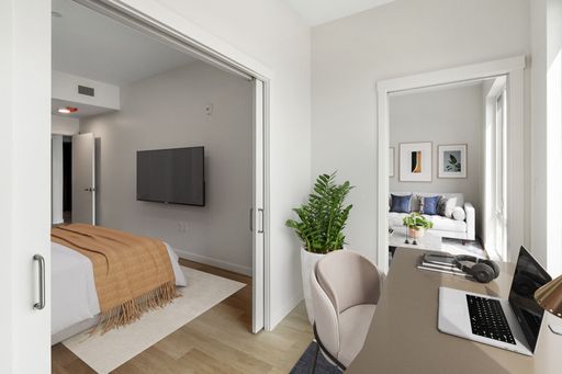 1 bedroom with solarium, top floor with gorgeous mountain views – photo 1