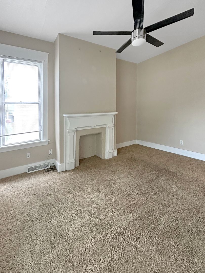 439 College Ave - Beaver
