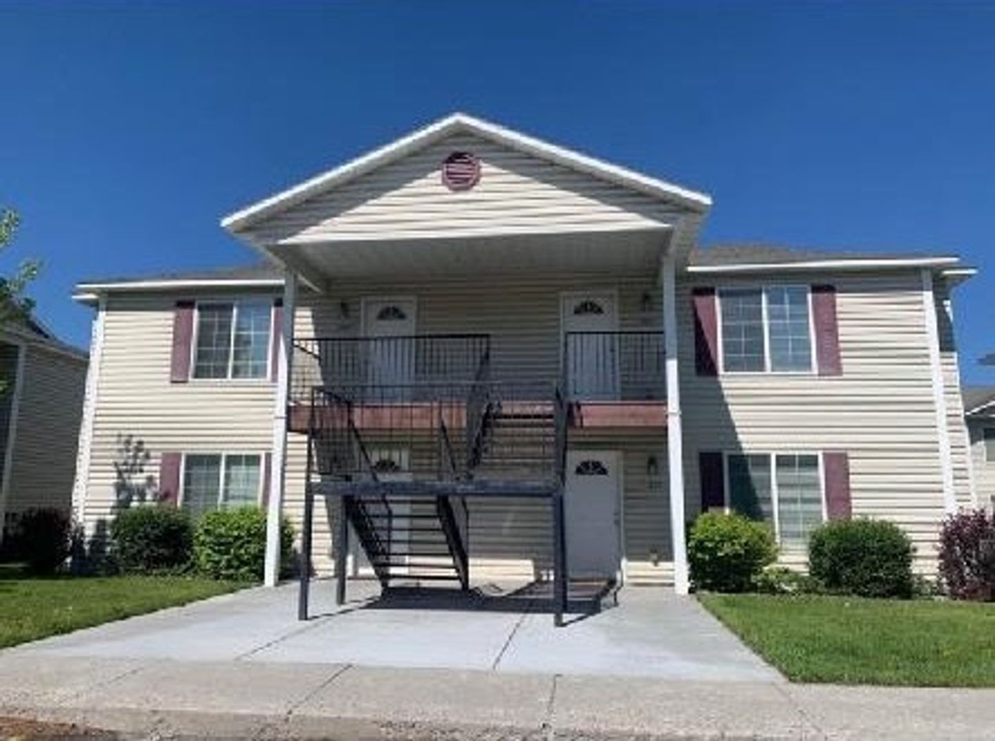 Rexburg Apartment: 707 South 5th West