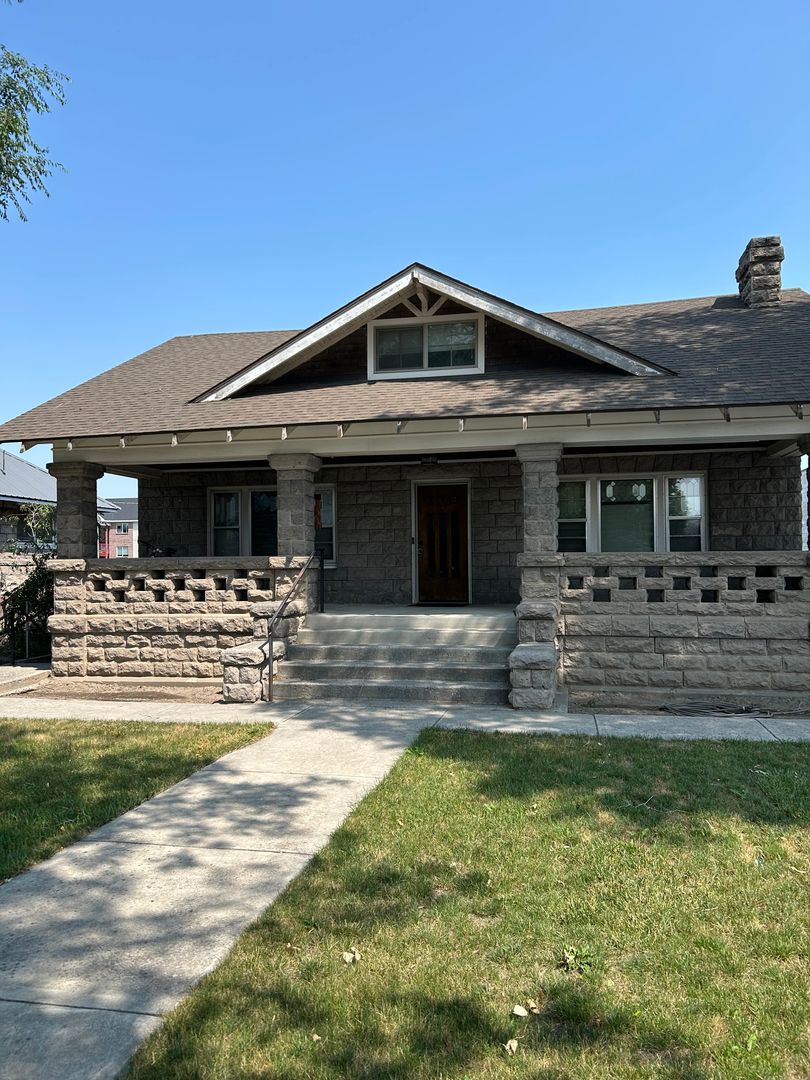 Rexburg Apartment: 54 West 1st South