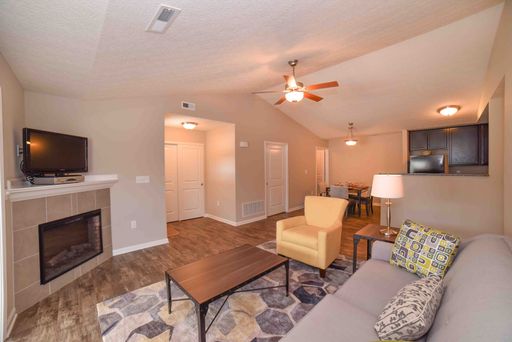 2 Bed, 2 Bath, 2 Car Attached Garage with a 4 Seasons Room – photo 1