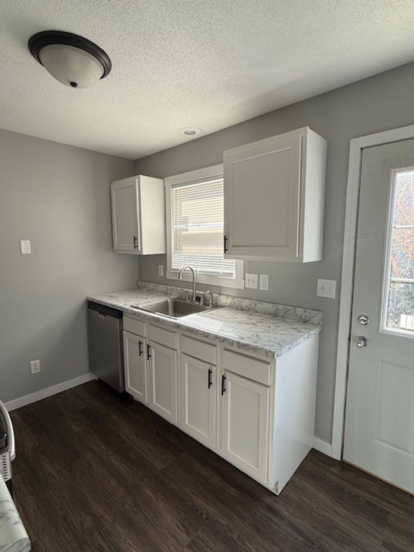 Chatham Apartment: 100-110 Circle Drive