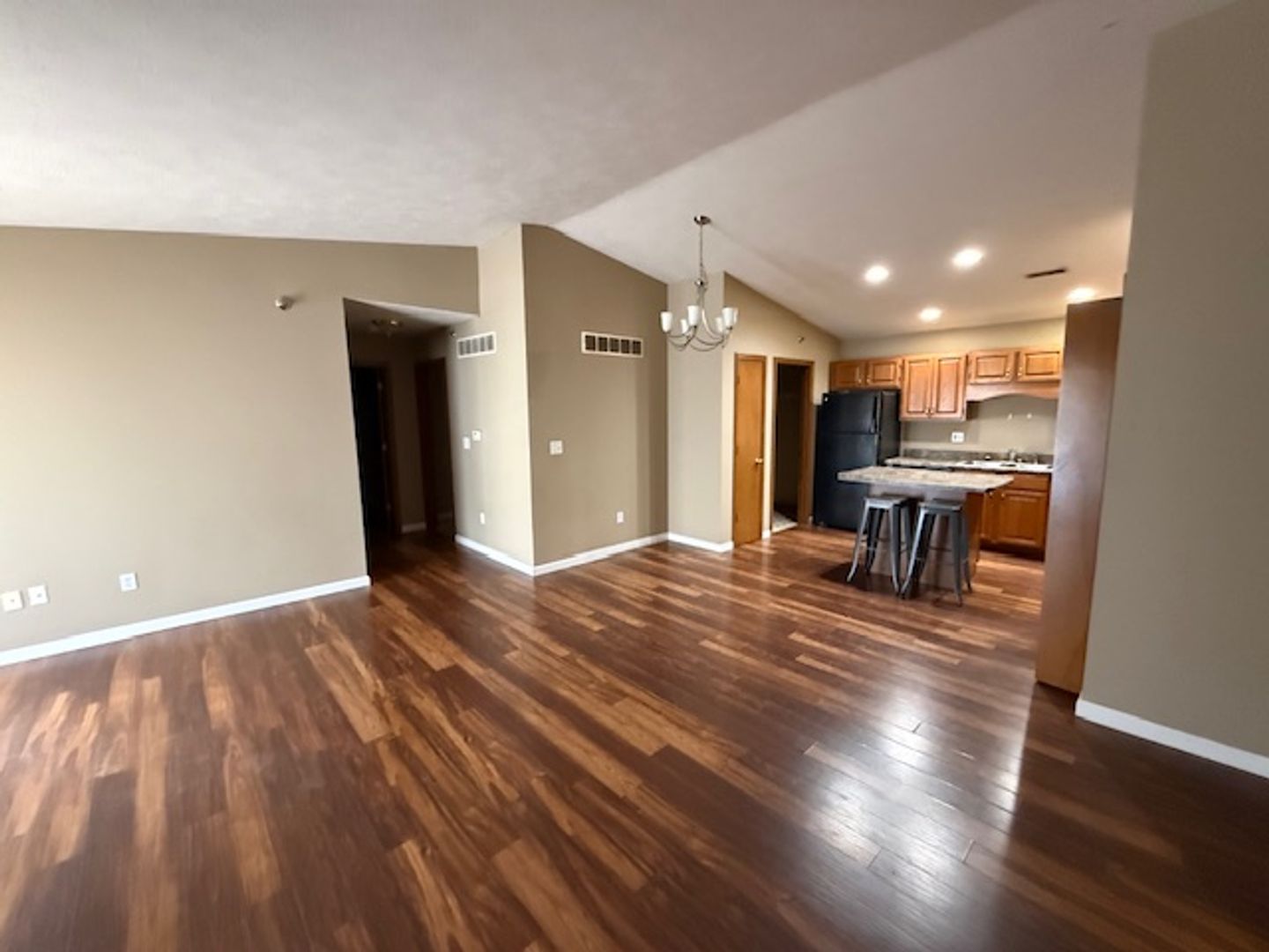 Chatham Apartment: 102-116 Goldenrod Dr.