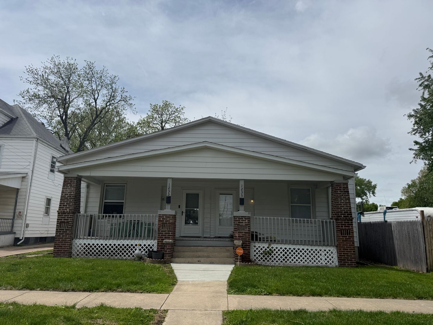 Springfield Condo: 1235 N 8th
