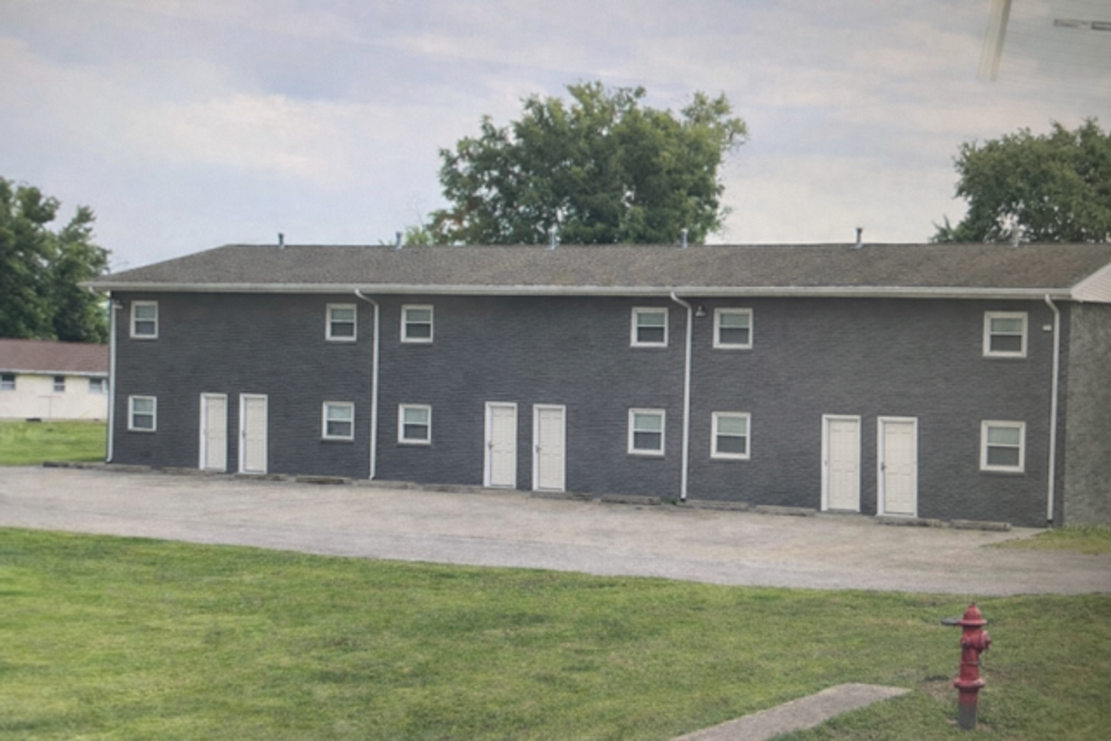 CHATHAM Apartment: 707 E MULBERRY