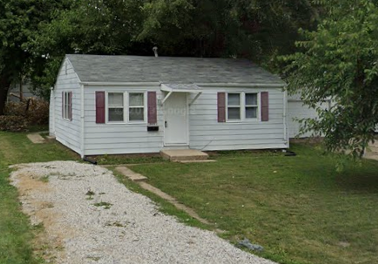 SPRINGFIELD House: 2605 S COLLEGE ST