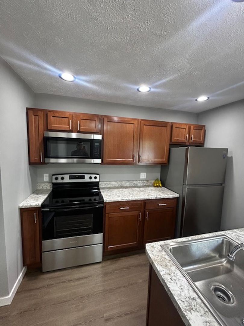 Chatham House: 27 Nottingham Drive