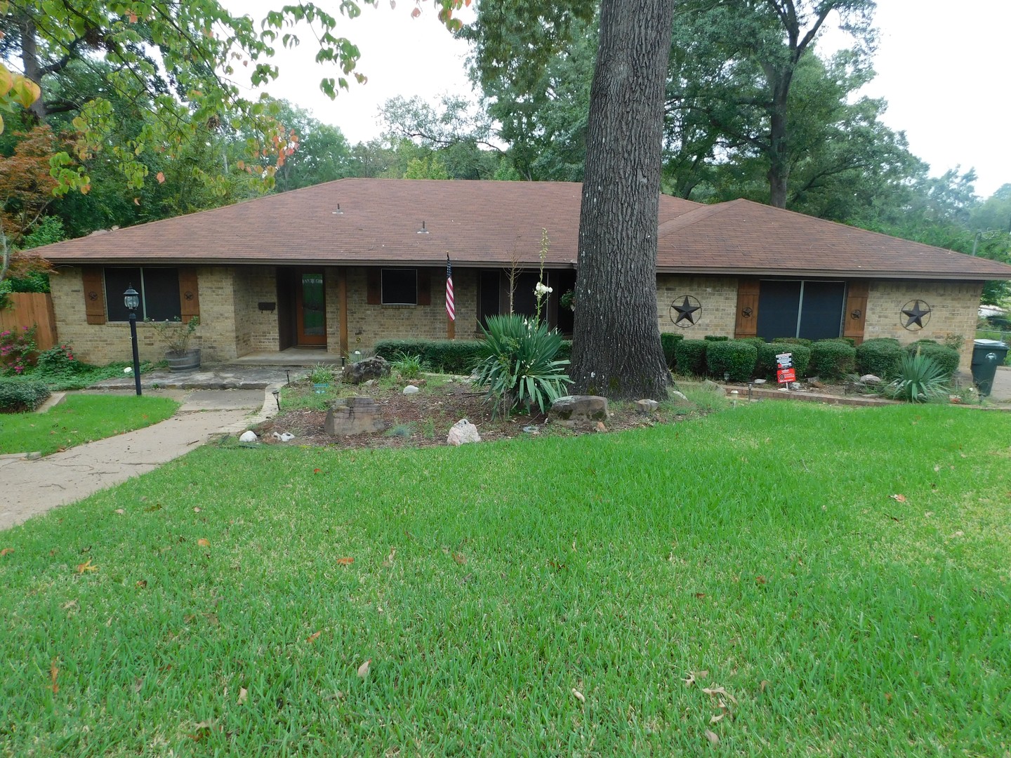 Rental at 4220 Birdwell Dr