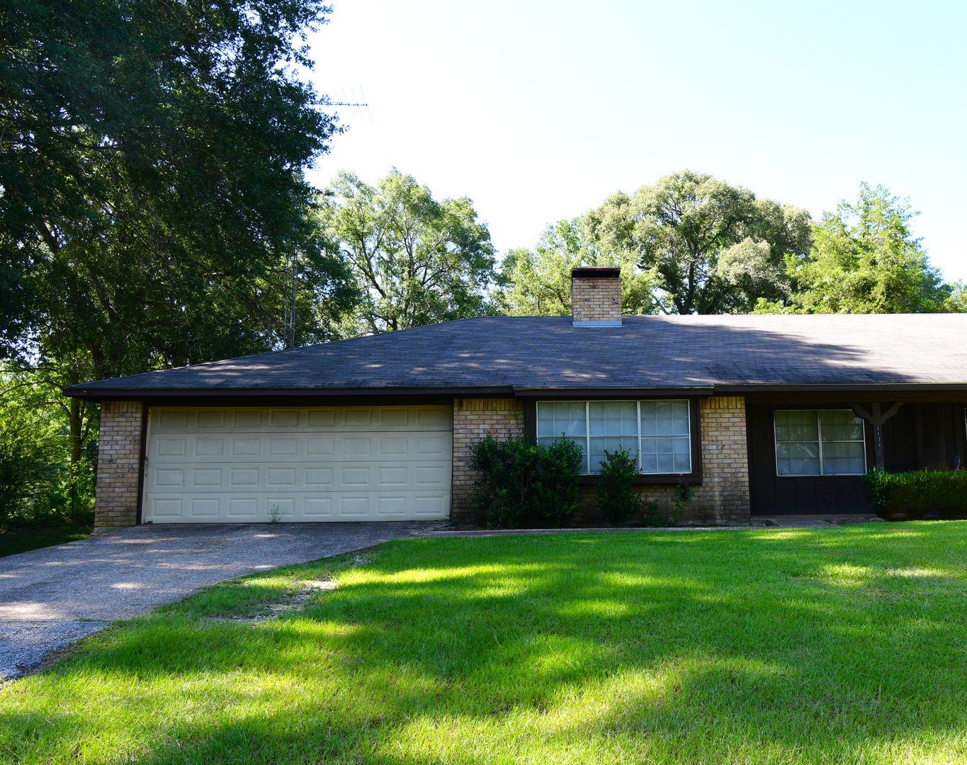 Rental at 11782 S Hillcreek Rd