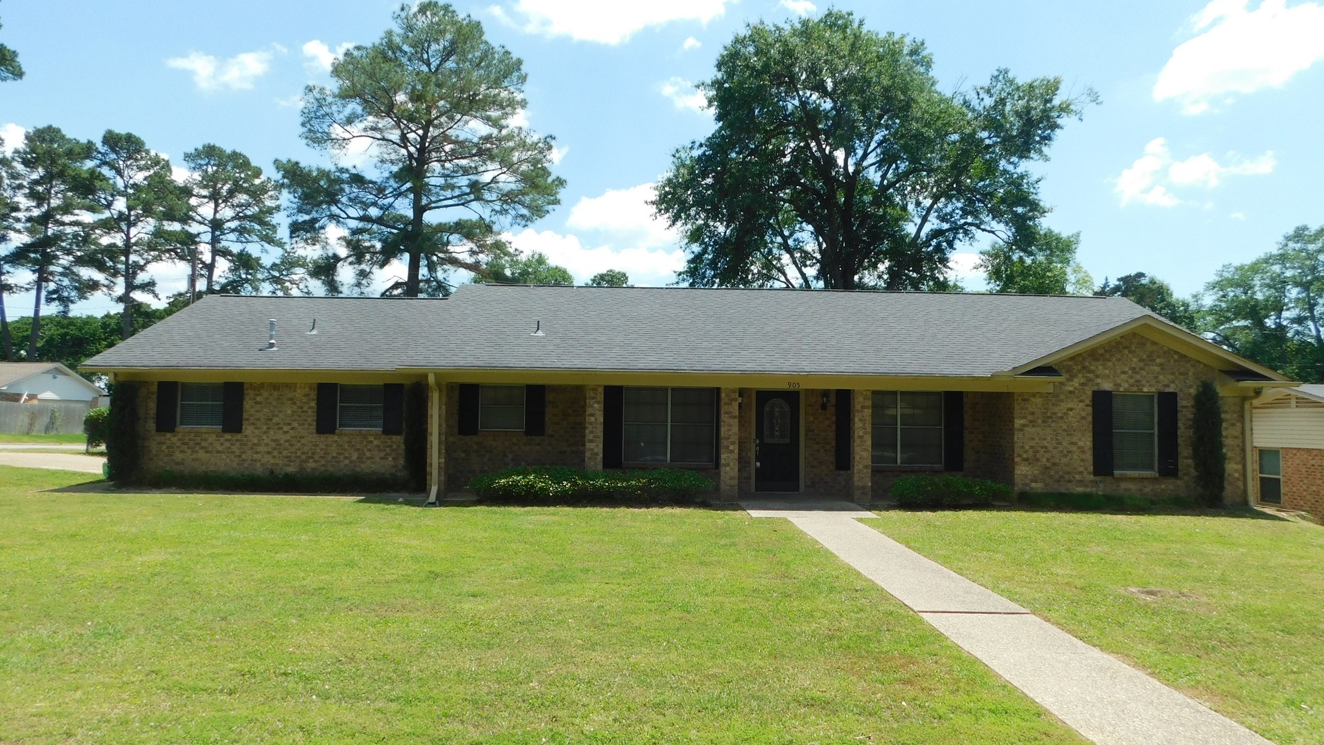 Rental at 905 David Dr.