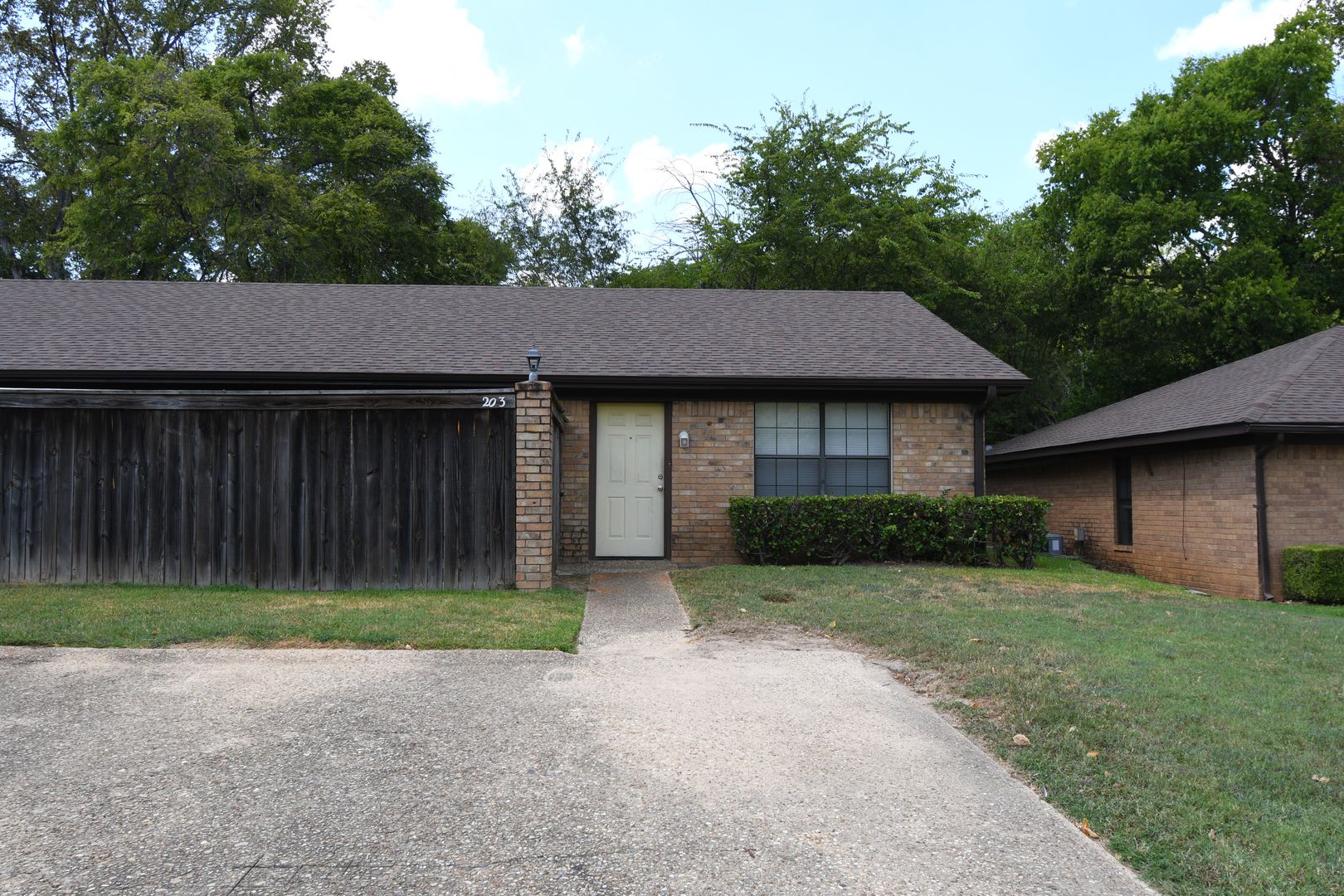 Rental at 203 Parklane