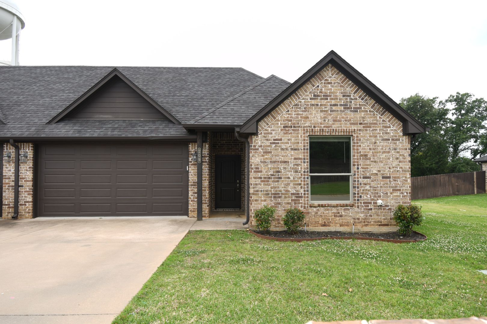 Tyler House: 15542 CR 178 Unit I-209
