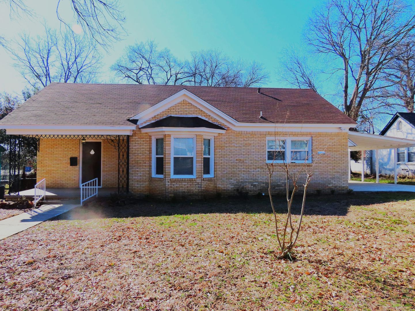 Tyler House: 1014 Mockingbird Ln