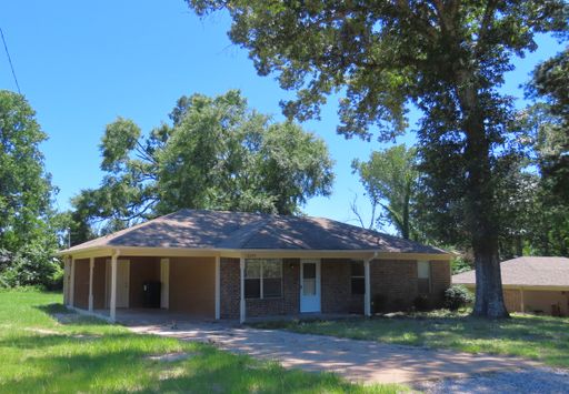 Whitehouse ISD! Lovely 3 Bedroom, 2 Bath Home
