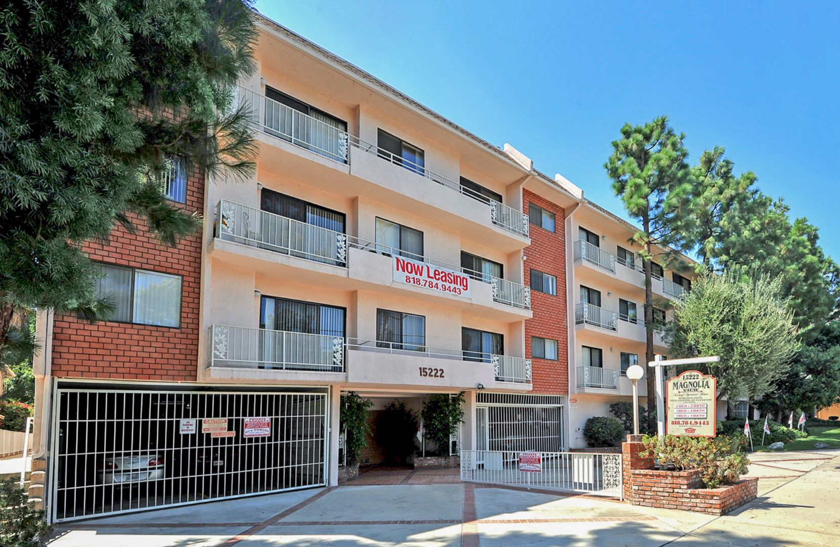 Sherman Oaks Apartment: 15222 Magnolia Blvd