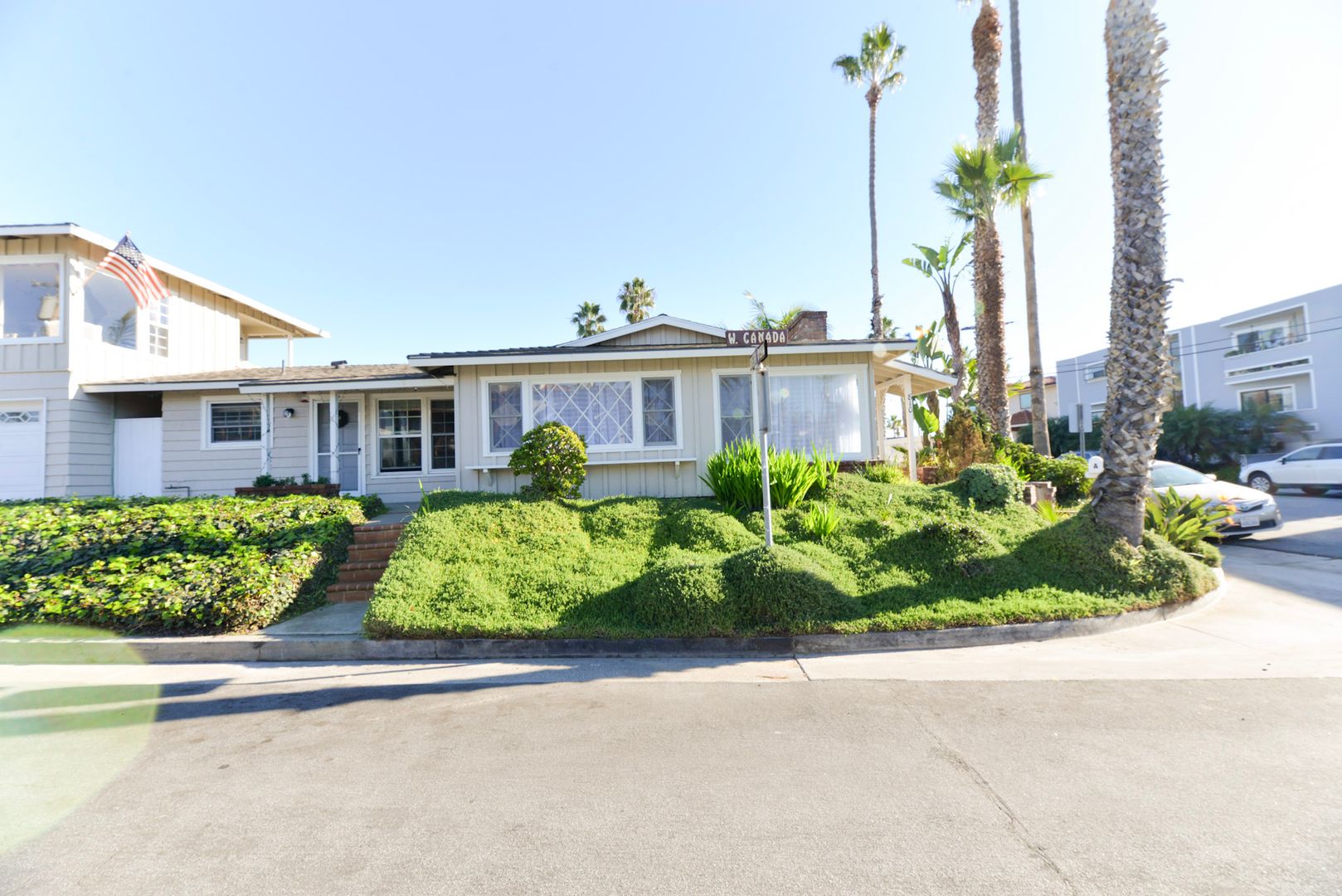 San Clemente Apartment: 810 Buena Vista