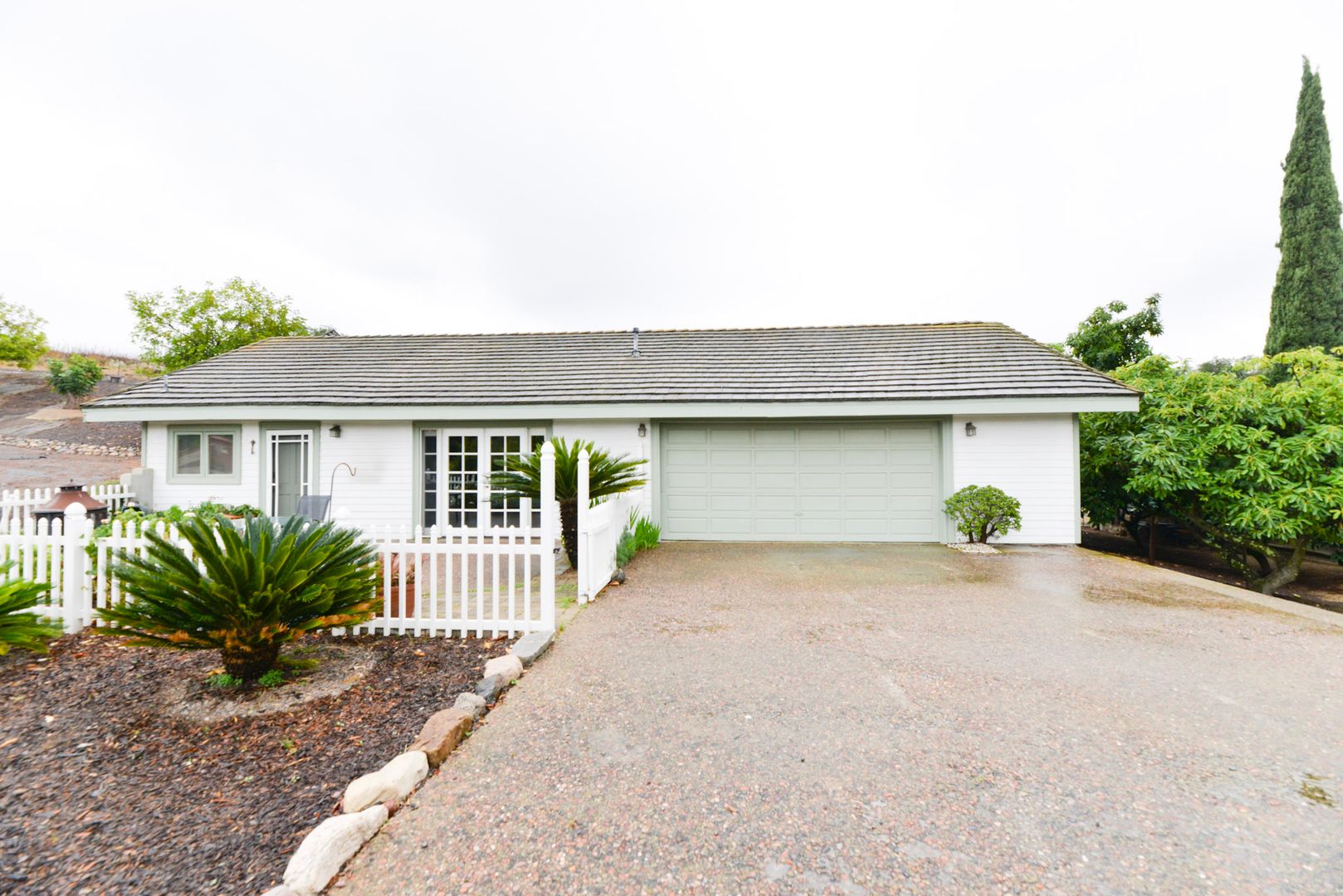 Murrietta House: 10495 Quail Springs Rd - Guest House