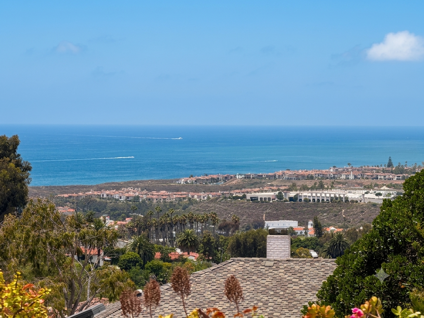 San Clemente House: 215 Calle Dorado