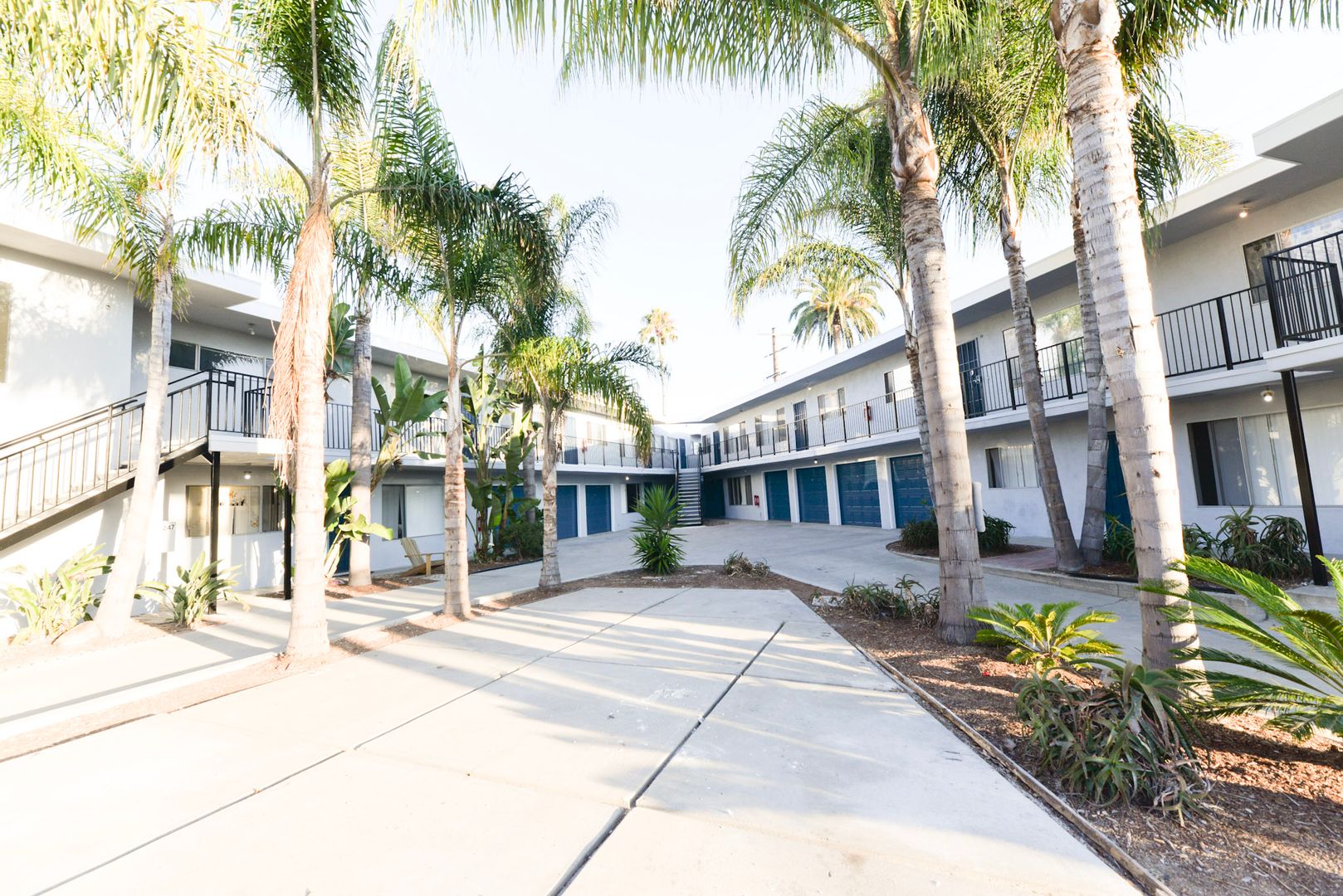 San Clemente Apartment: 247 Avenida Del Poniente