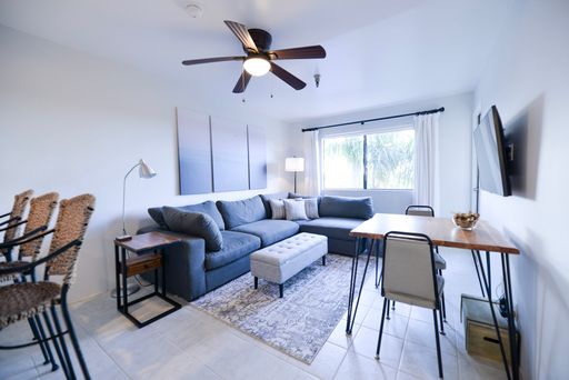 Fully Furnished 1 bedroom Oceanview unit!!