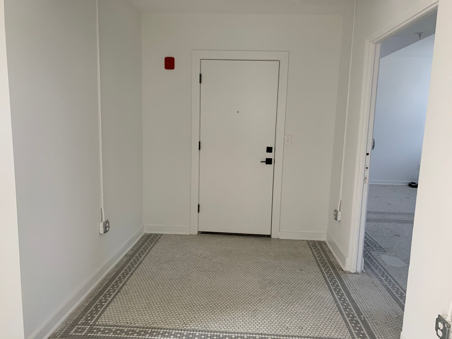 Lynchburg Apartment: 1503 Grace St