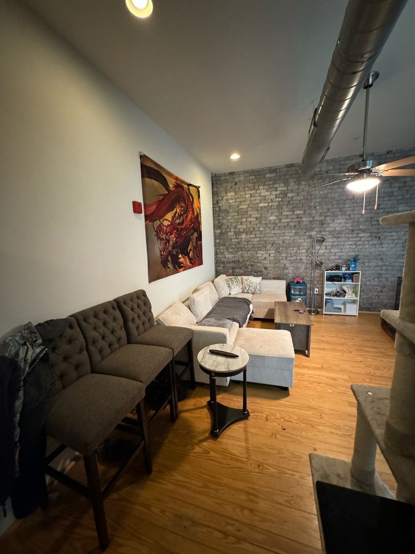 Lynchburg Apartment: 1001 Jefferson Street