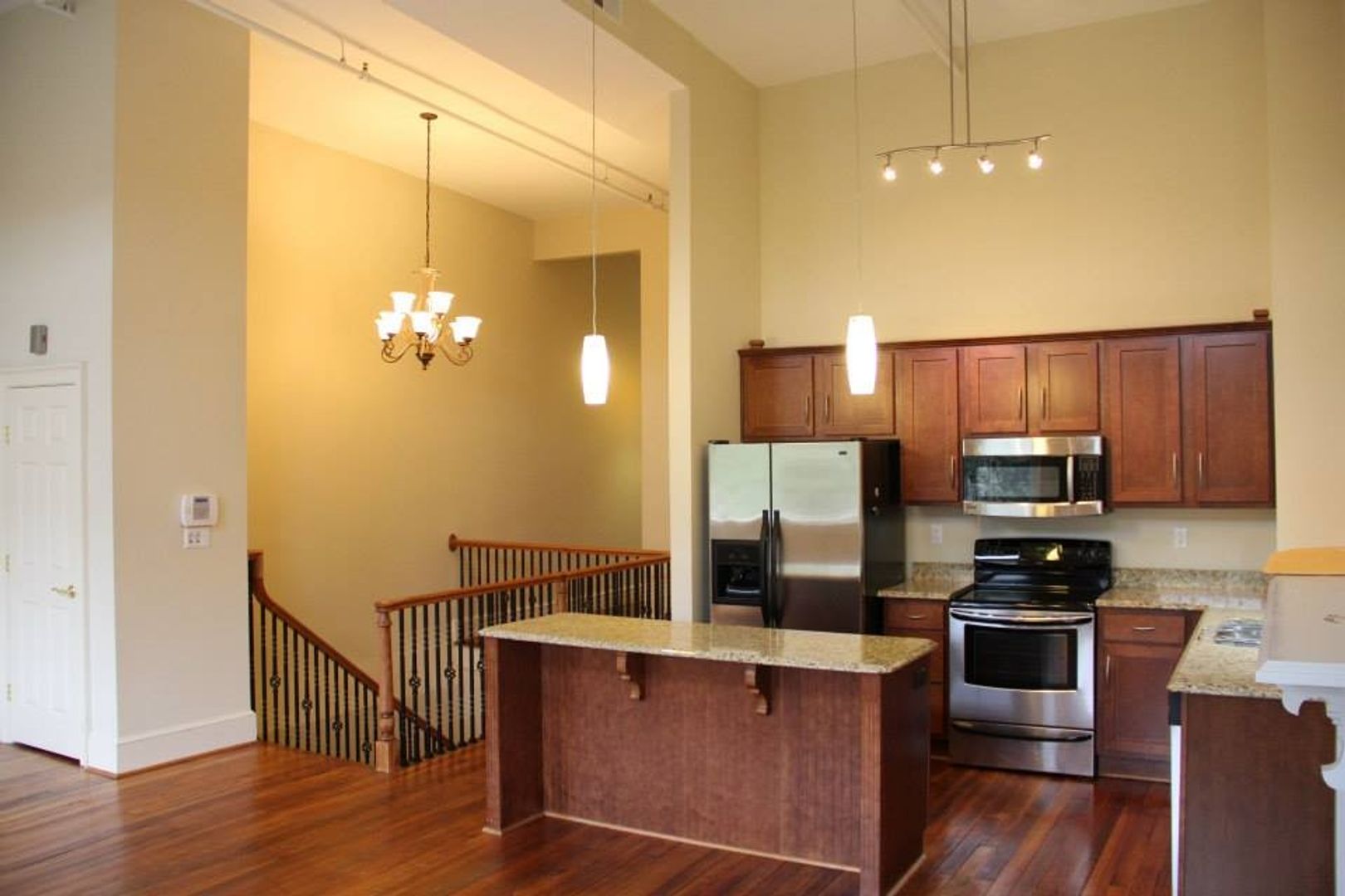 Lynchburg Apartment: 1105 Main Street