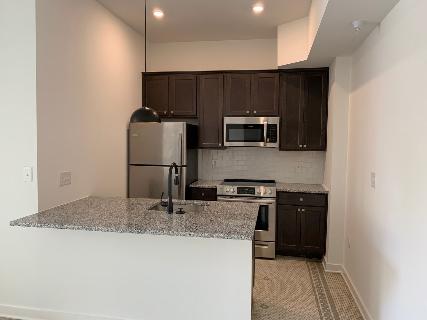 Lynchburg Apartment: 1503 Grace St