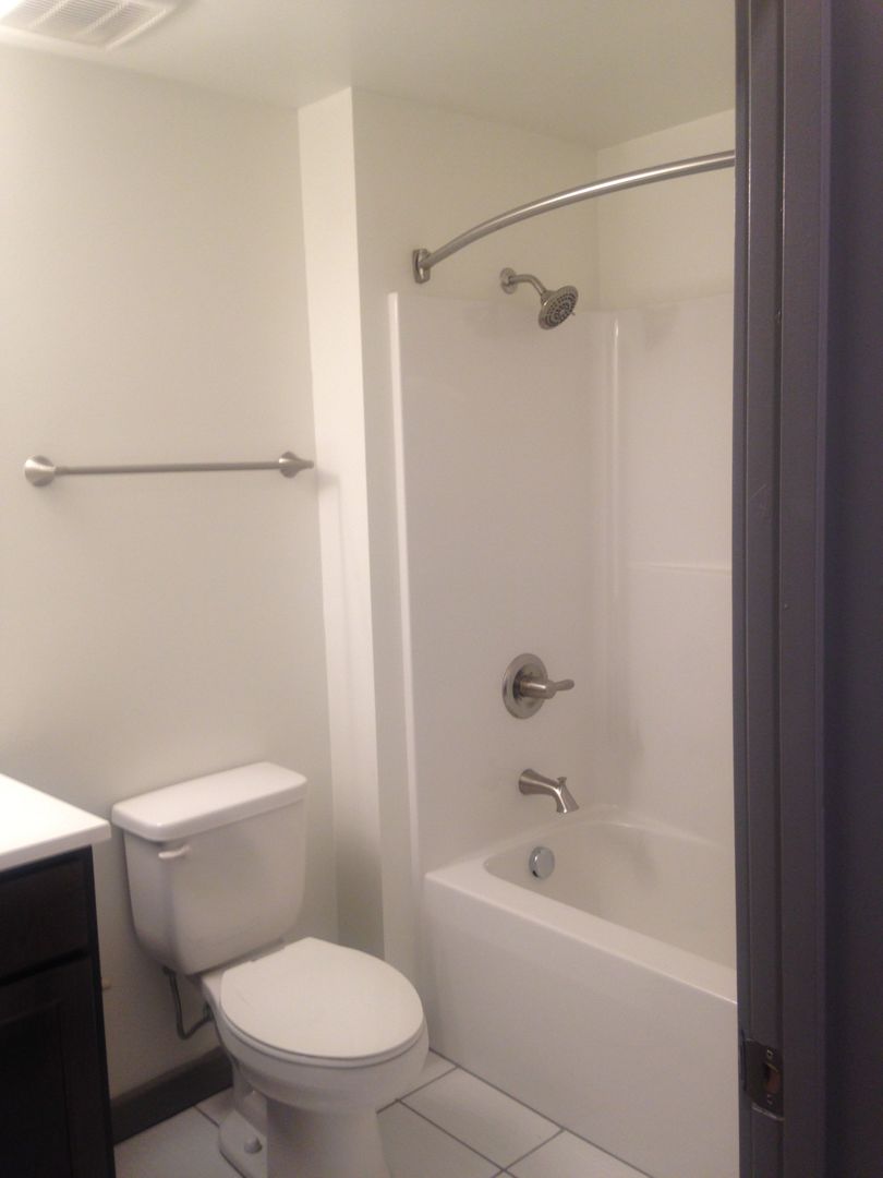 Lynchburg Apartment: 926 Commerce Street