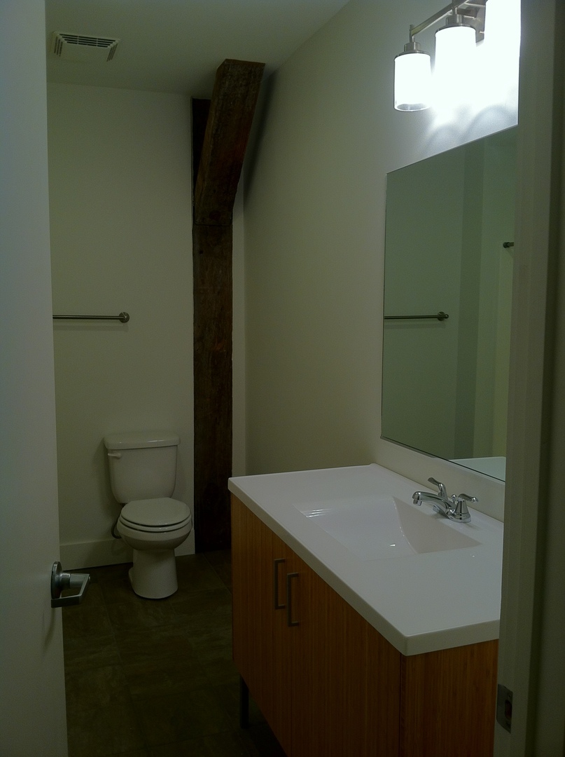 Lynchburg Apartment: 1001 Jefferson Street