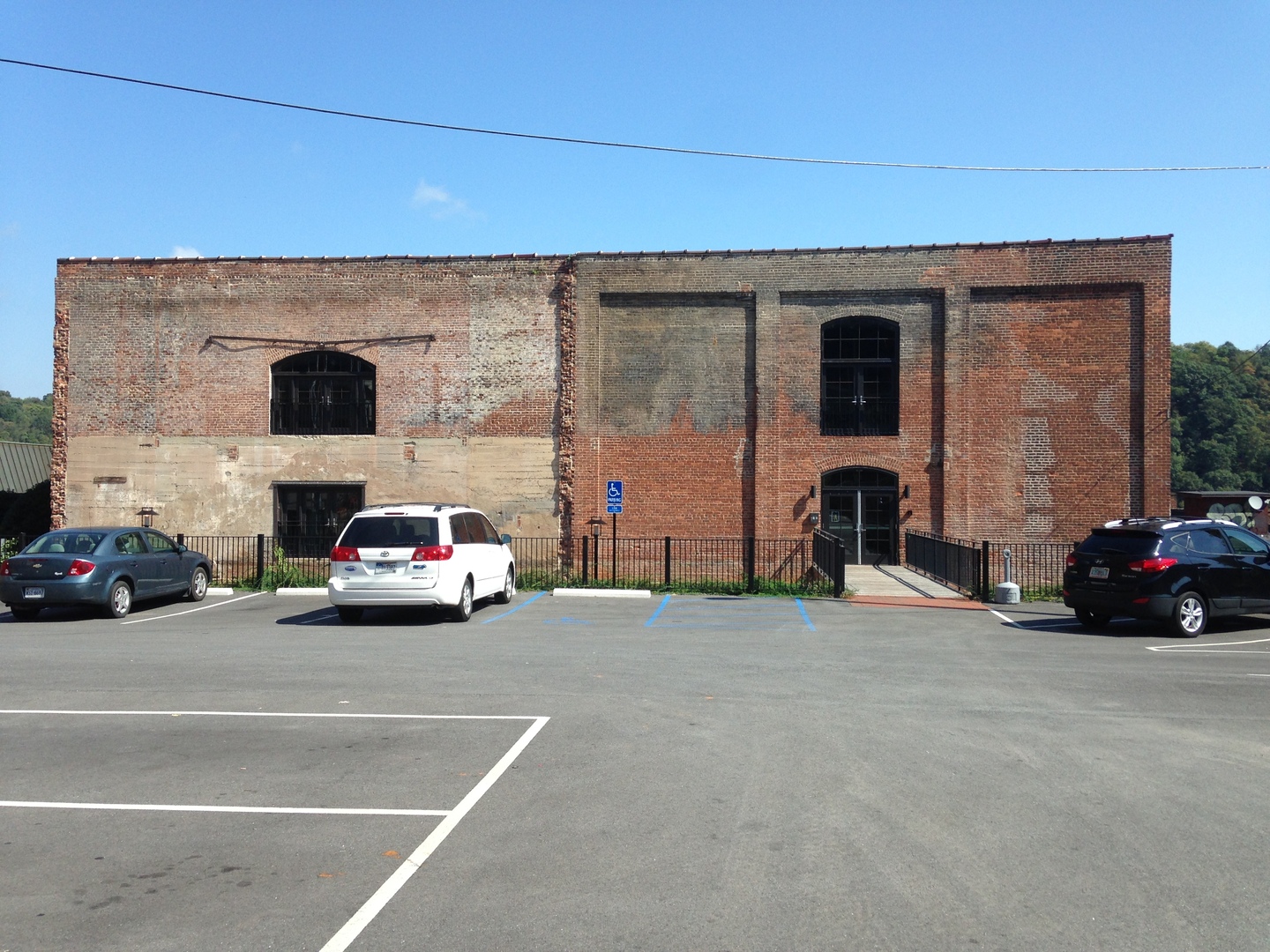 Lynchburg Apartment: 1001 Jefferson Street