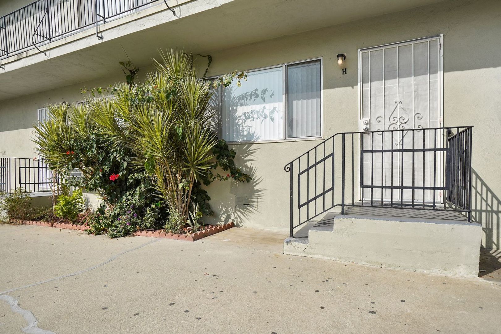 Mulberry Apartments 18 of 24