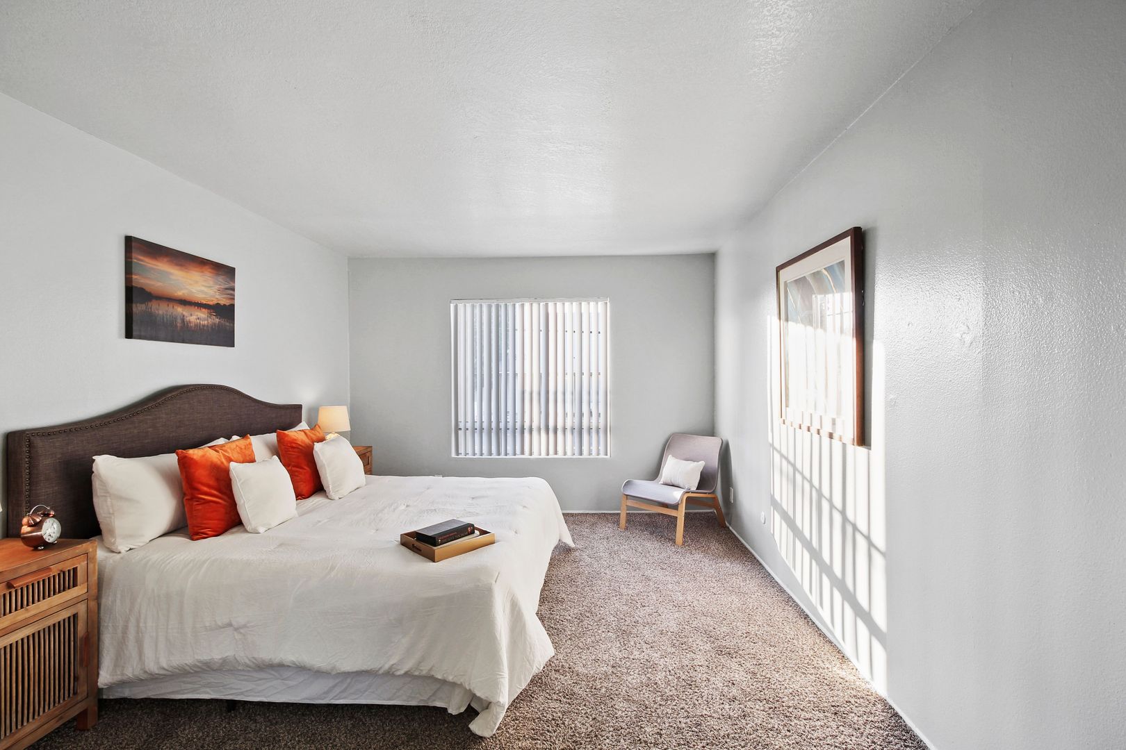 Villa Marseilles Apartments 14 of 43