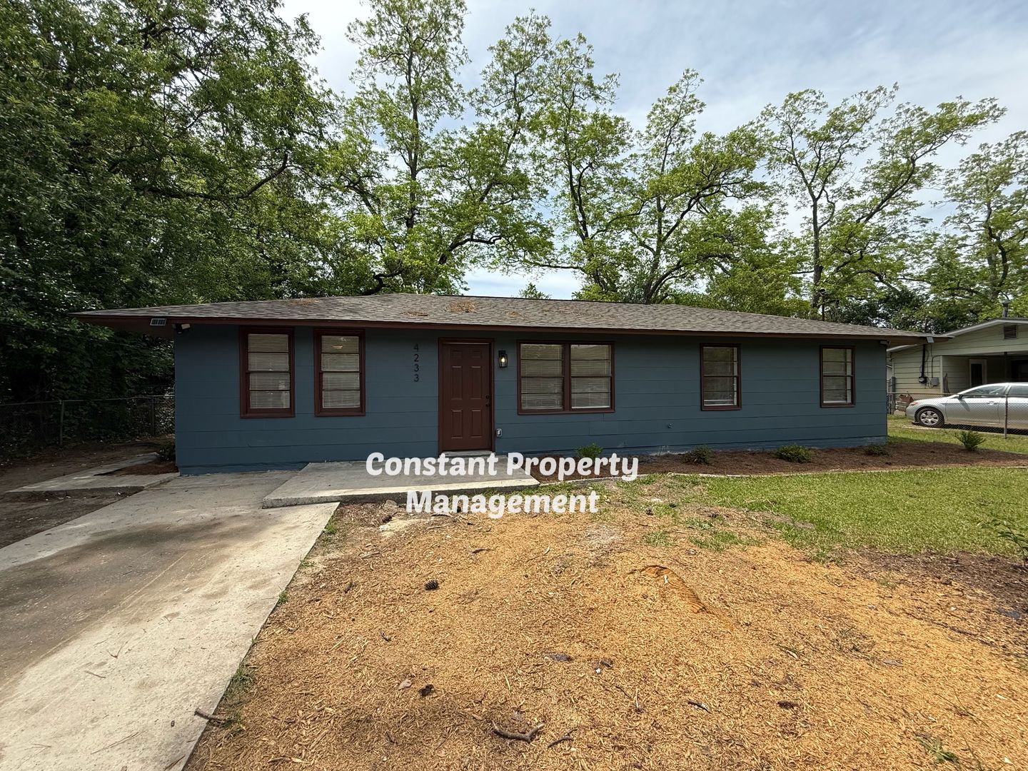 Macon House: 4233 Elkan Ave