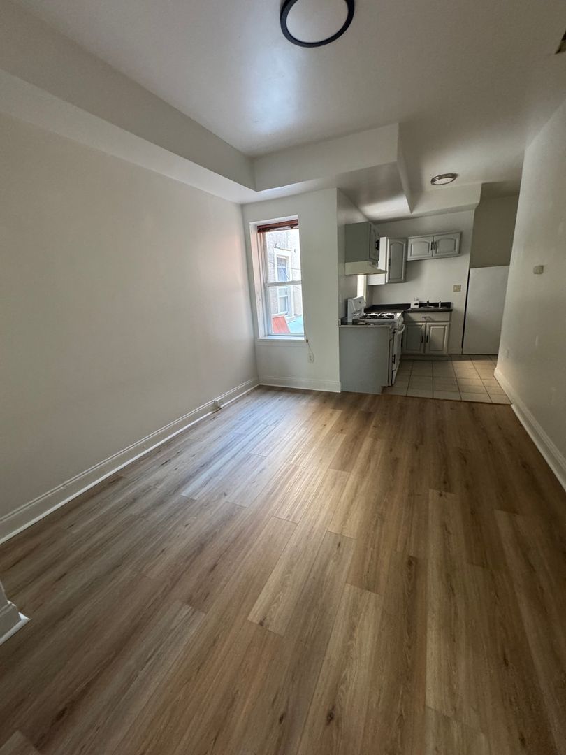 Philadelphia Apartment: 4716 Woodland Ave.