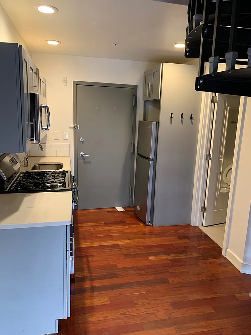 Philadelphia Apartment: 4700 Kingsessing Ave.