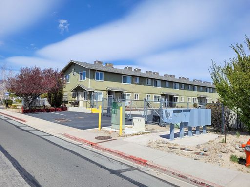 Just Renovated 1 Bedroom 1 Bath