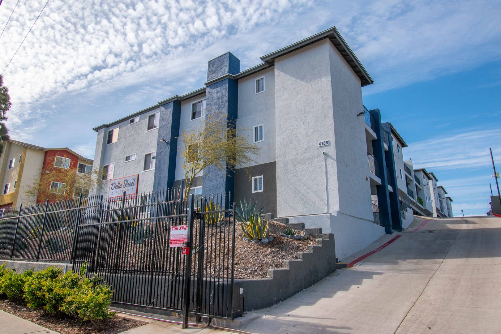 San Diego Apartment: 4388-4394 Delta Street