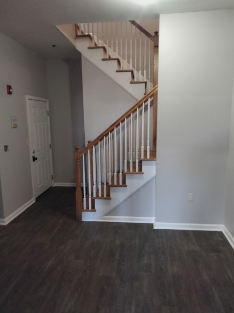 Bridgeport Apartment: 588-612 East Main