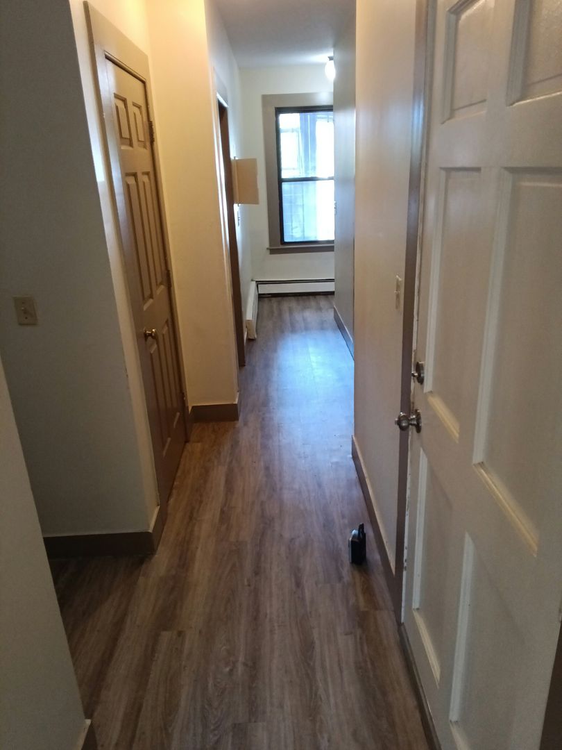 Hartford Apartment: 40 Alden Street