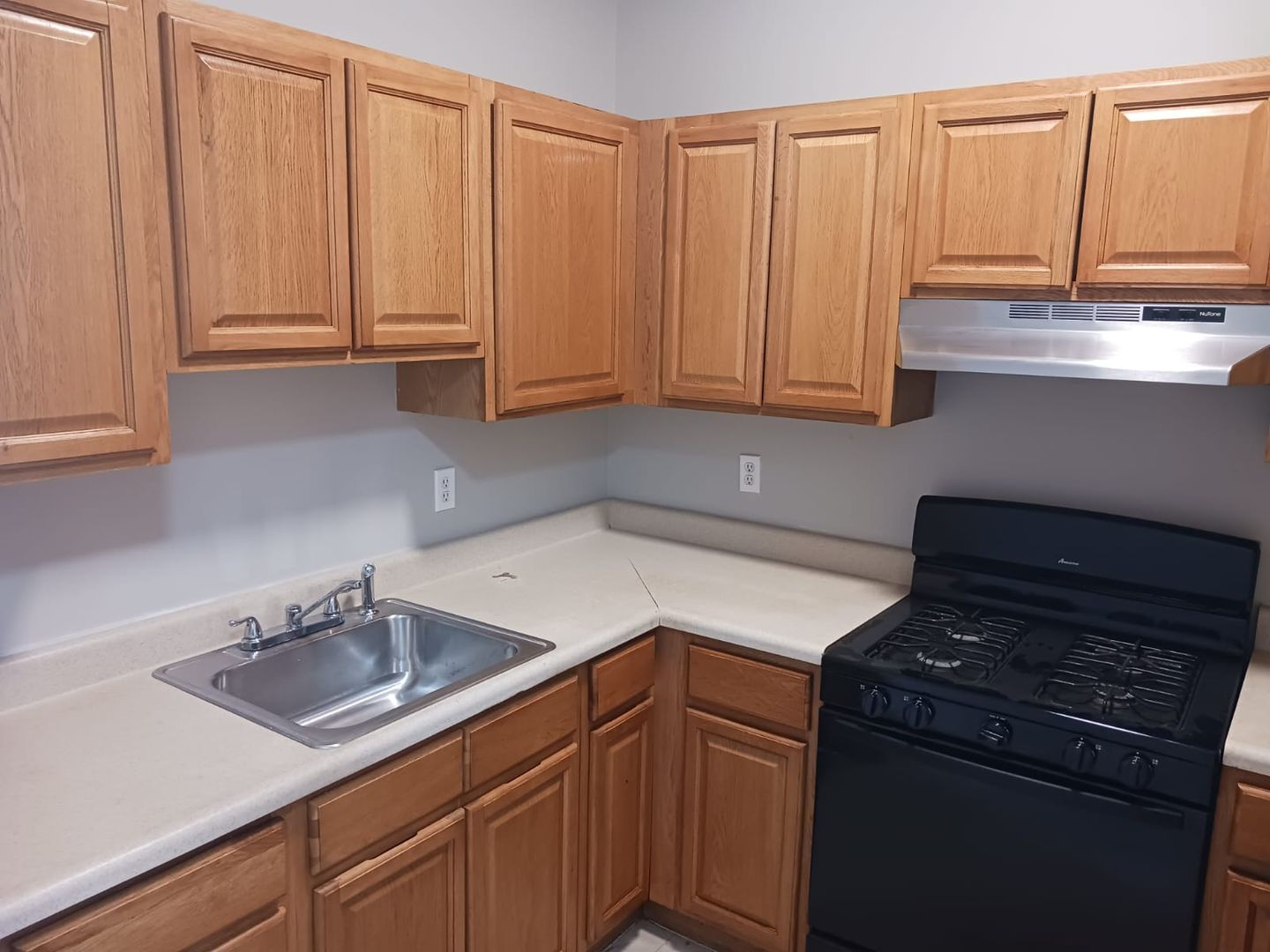 Bridgeport Apartment: 588-612 East Main