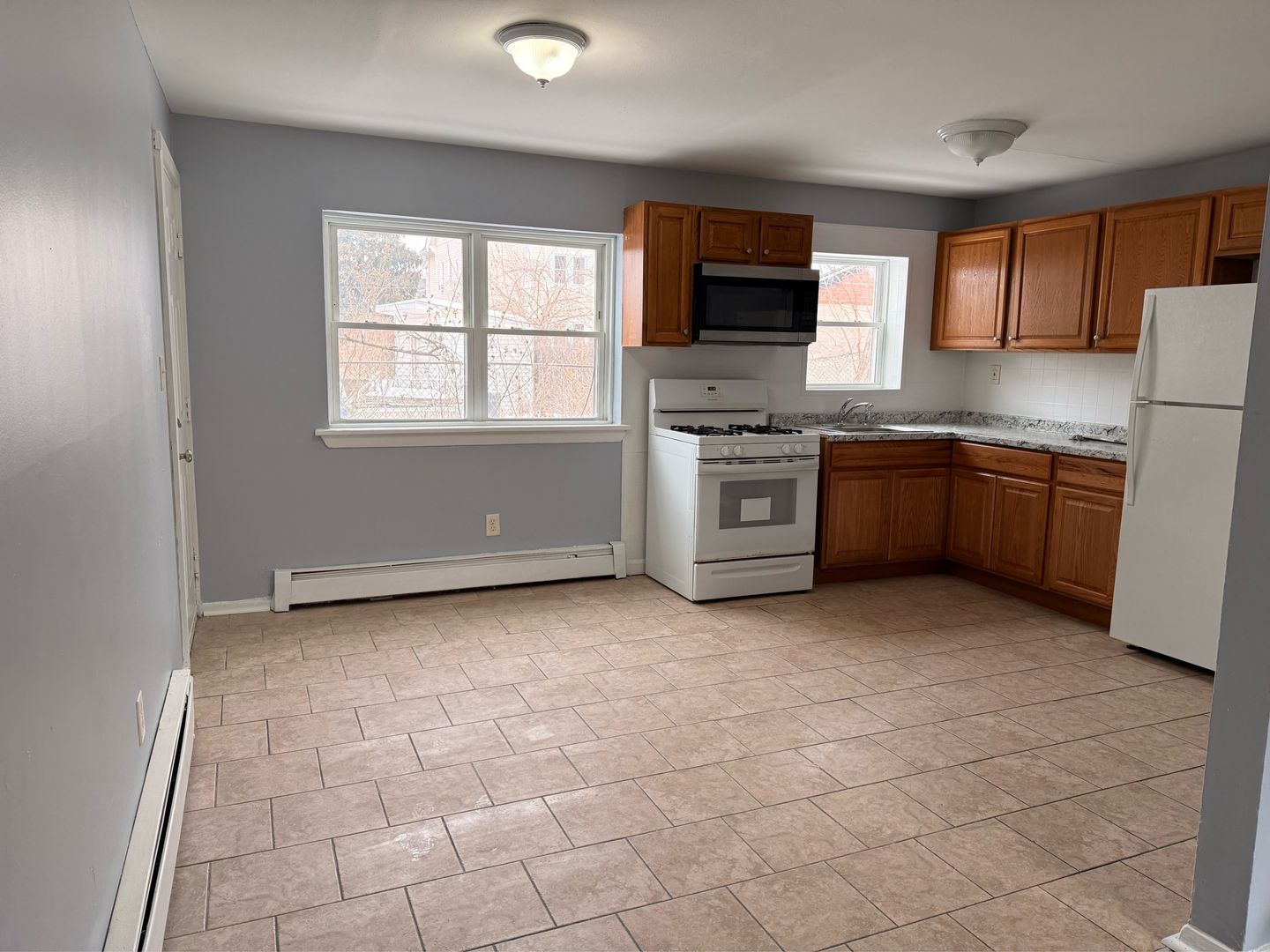 Hartford Apartment: 29 Annawan Street