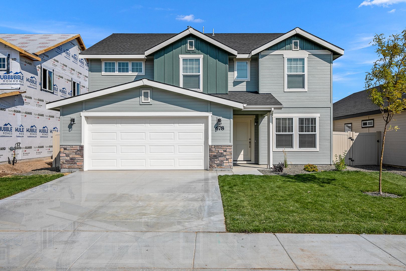 Kuna House: 678 E Taper St