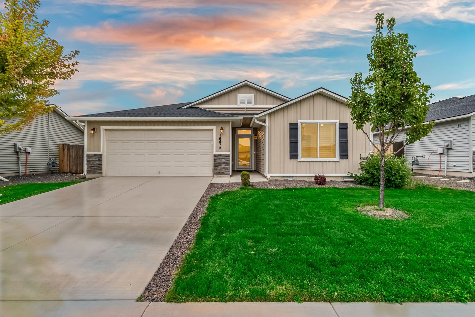 Caldwell House: 16574 Corrine Ave