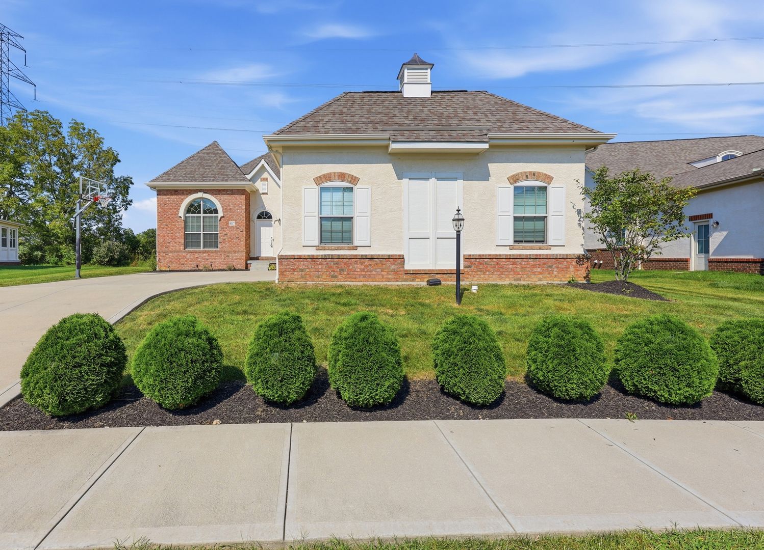 Dublin House: 8017 Pleasant Drive