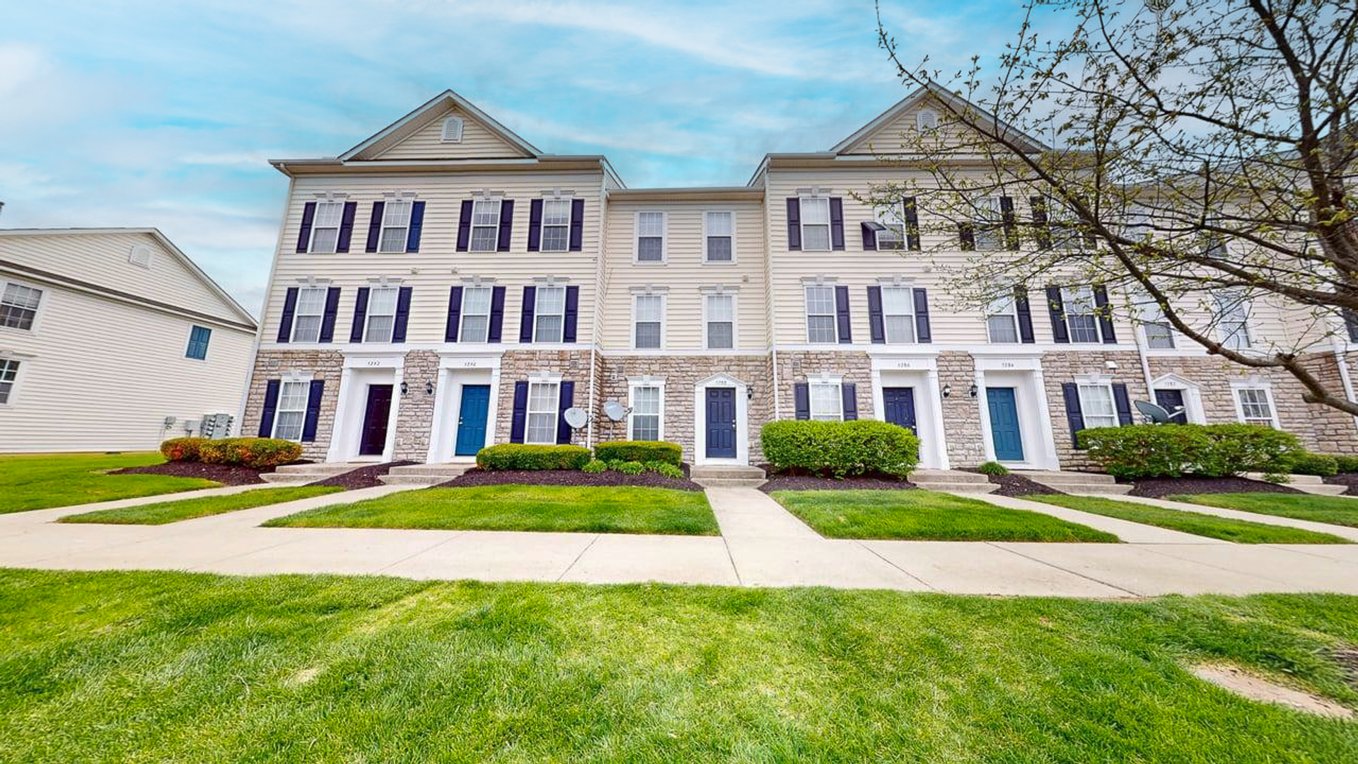 Dublin Townhome: 5288 Royal Arch Cascade Drive