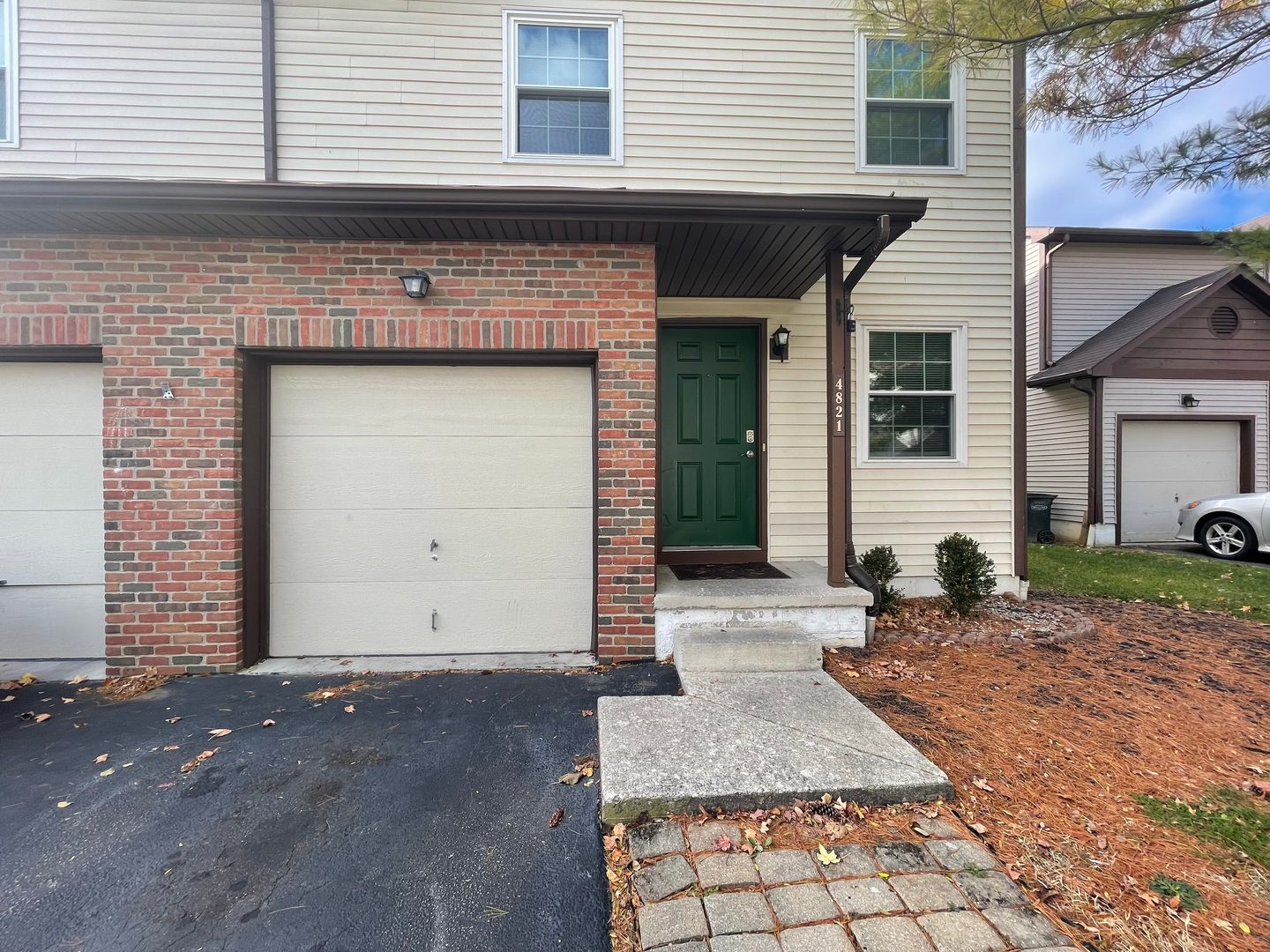 Hilliard Townhome: 4821 Lady Jane Avenue